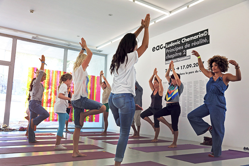 yoga à l'eac.